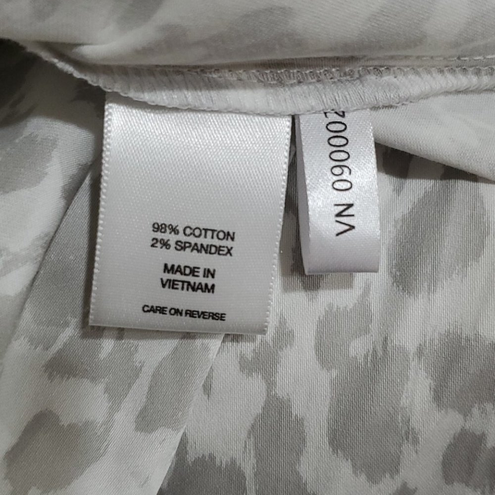 New York & Company White and Light Gray Leopard Print Button-Down Shirt - Picture 8 of 8